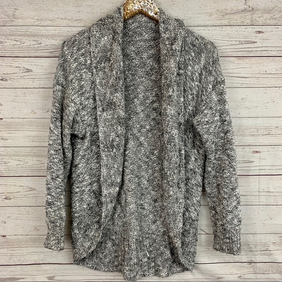 Aritzia Sweaters - Aritzia Babaton linen blend chunky open cardigan